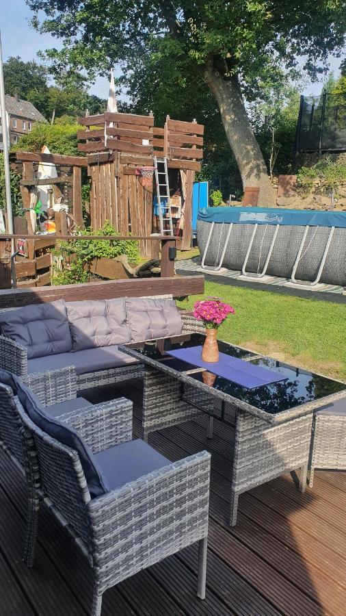 Frankes Lodge Apartment Mit Garten Und Pool, 6 Einzelbetten, Parkplatz Essen Exteriör bild