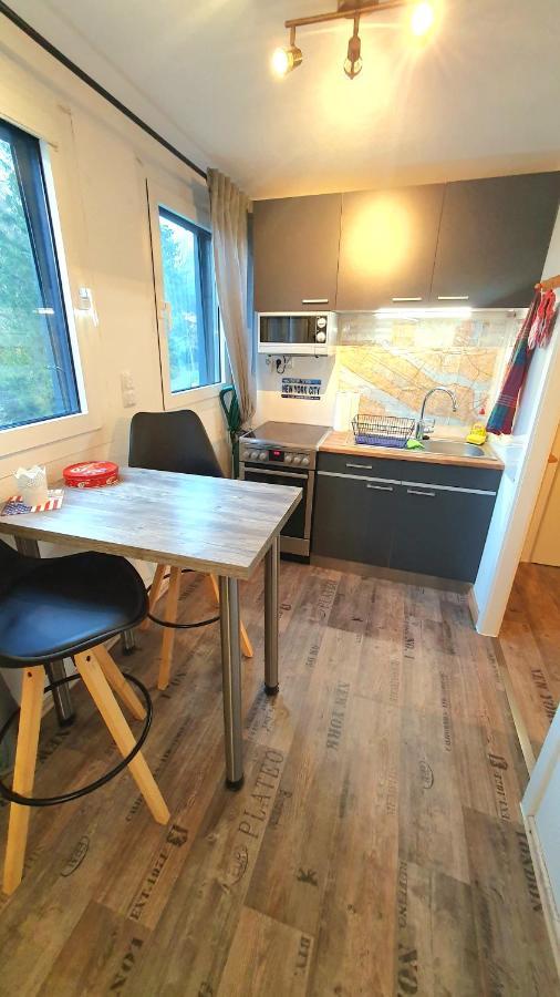Frankes Lodge Apartment Mit Garten Und Pool, 6 Einzelbetten, Parkplatz Essen Exteriör bild